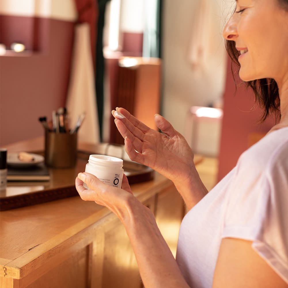 Enotime Crème anti-âge Rich Lift Lifestyle